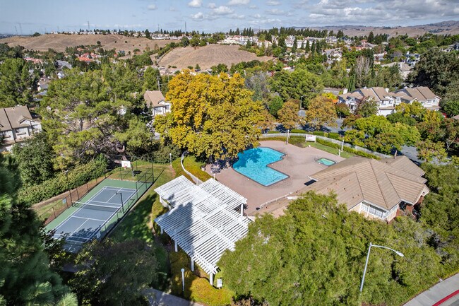 Foto del edificio - 151 Buck Ct