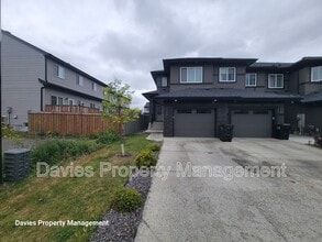 Building Photo - 7122 Chivers Cl SW