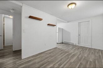 Building Photo - 904 Willsie Ave