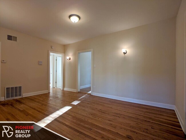 Foto del edificio - 4036 N Ashland Ave