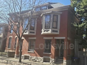 Building Photo - 1206 Garvin Pl