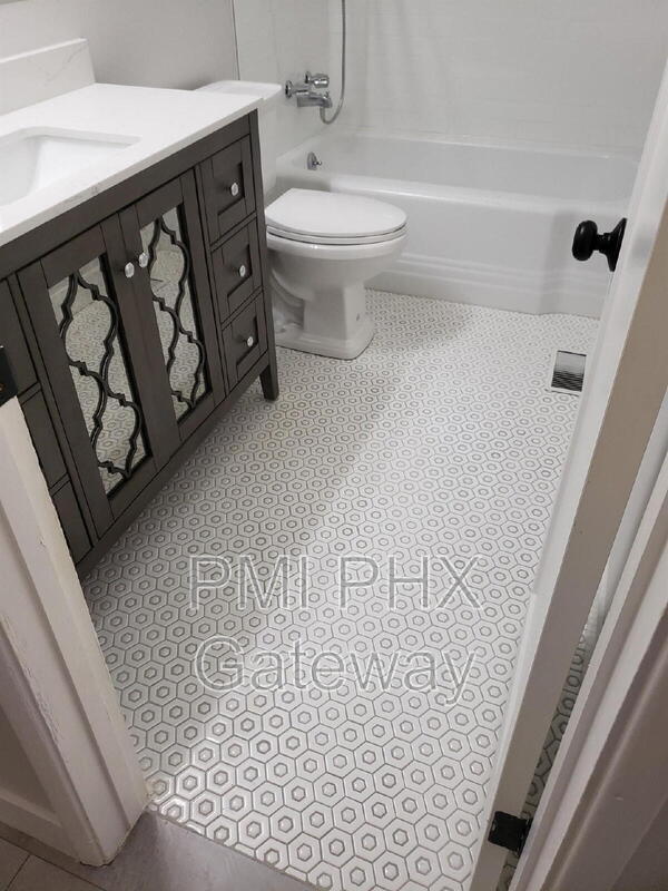 Foto del edificio - 7710 E 6th St