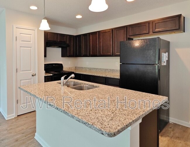 Building Photo - 8584 Hare Ave