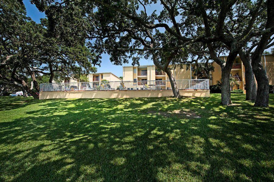 209 Miracle Strip Pkwy Unit APT D107, Mary Esther, FL 32569 Condo for