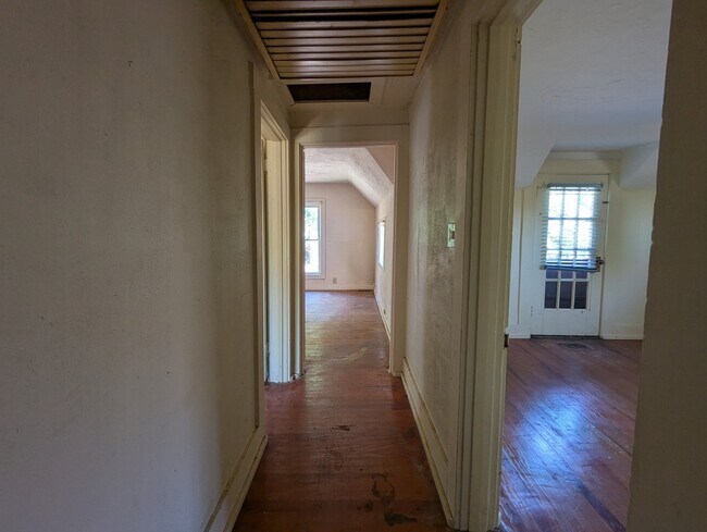Foto del edificio - 417 W Nelson St