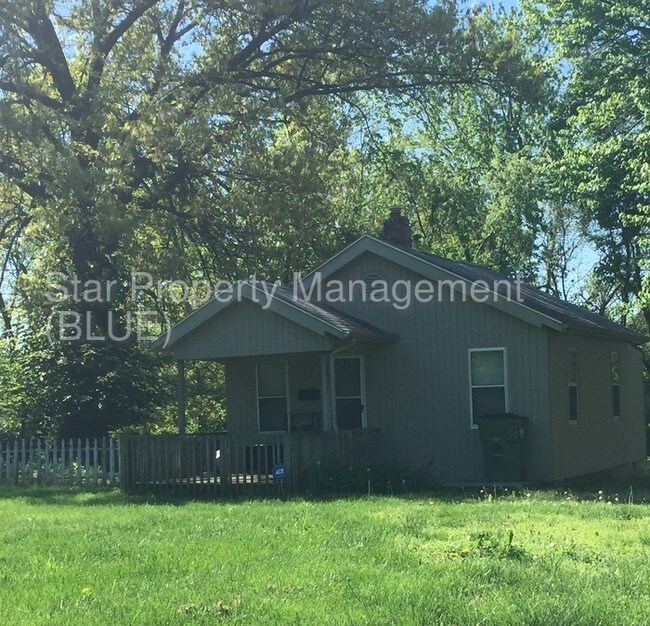 Foto del edificio - 7815 E 86th St