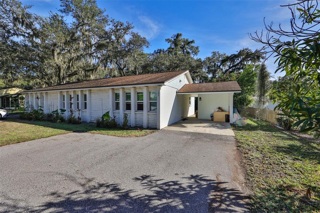 103 N Kingsway Rd, Seffner, FL 33584 Townhome Rentals in Seffner FL