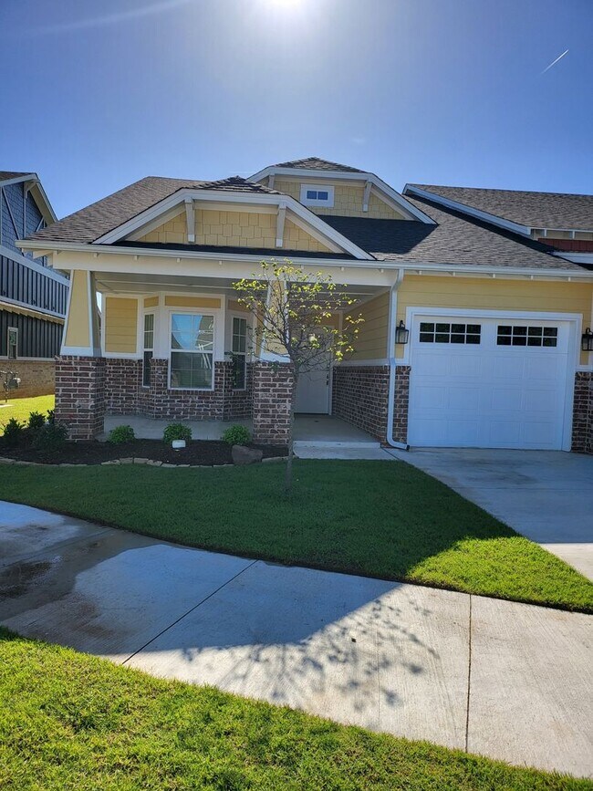 Foto del edificio - $1000 OFF 1ST MONTH RENT