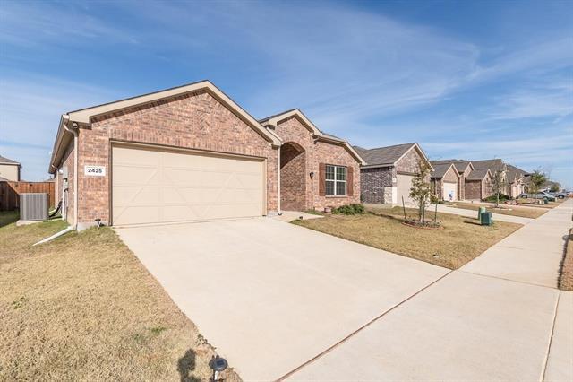 Foto principal - 2425 Evening Stone Dr