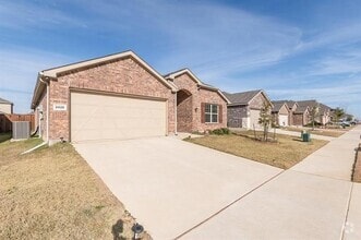 Building Photo - 2425 Evening Stone Dr