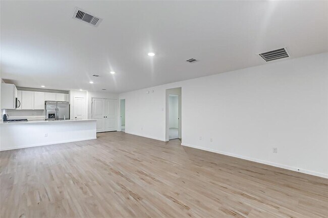 Building Photo - 18634 Cepagatti Dr