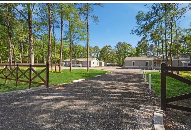 Building Photo - 20774 Stevens