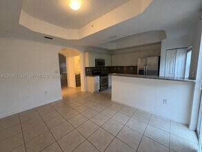 Building Photo - 1037 SW 143rd Ave