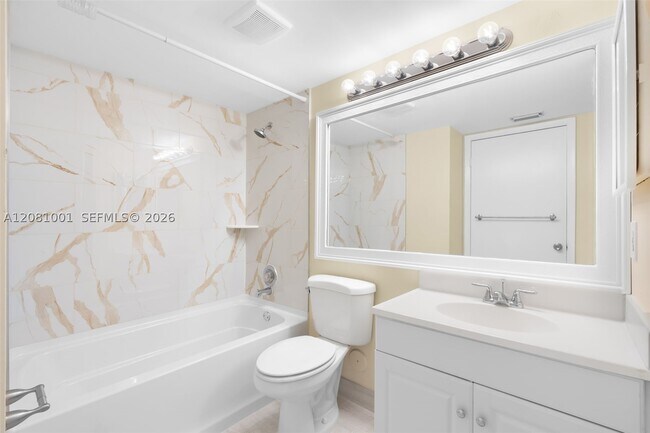 Building Photo - 1178 Coral Club Dr