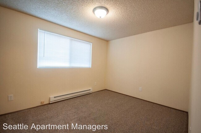 Building Photo - 145 NW Alder Pl