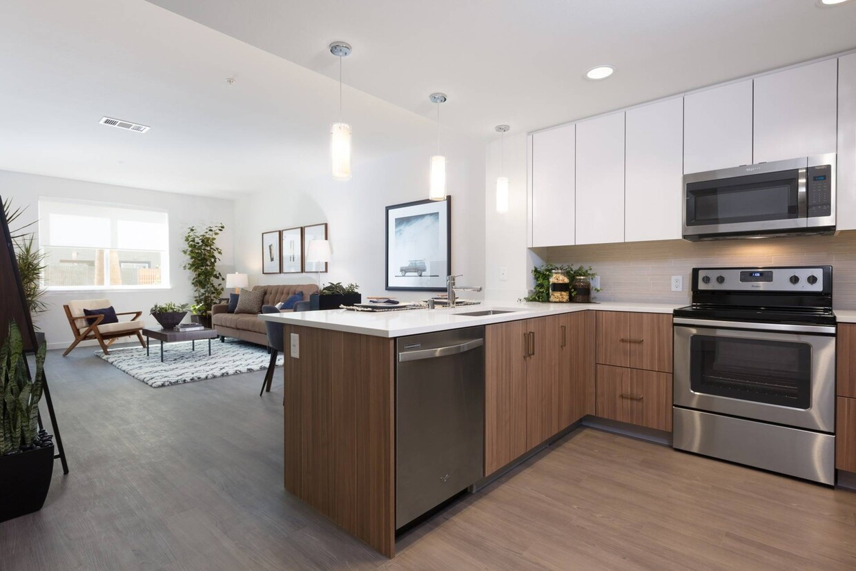 Stainless Steel Appliances | Apartments in Dublin, CA | Aster Apartments - Aster