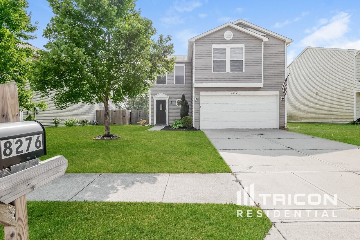 Primary Photo - 8276 S Firefly Dr