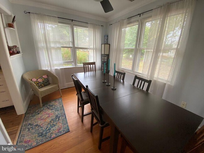 Building Photo - 1085 Rodgers Rd