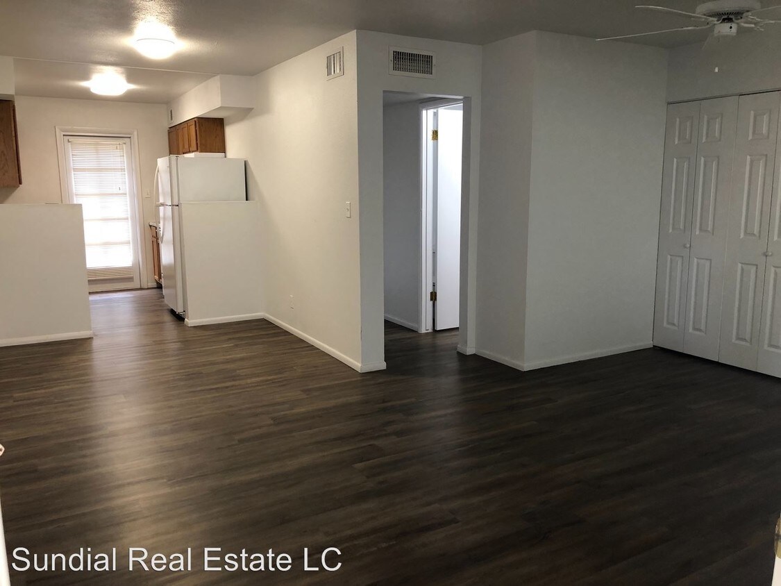 Foto principal - 402 S Beck Ave