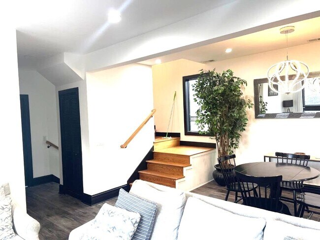 Foto del edificio - 4728 N Kennicott Ave