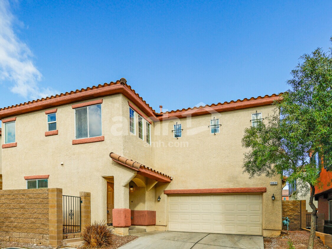 Foto principal - 10631 Lessona St