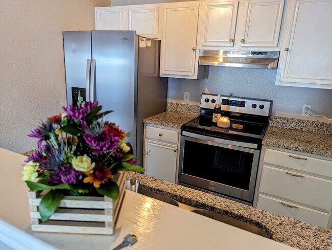 Foto del edificio - Adorable 3 BD 1 BA House 5 Min to Downtown Springdale
