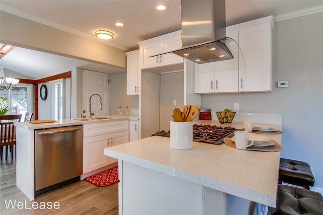 Building Photo - 2 br, 1 bath House - 4476 Muir Ave