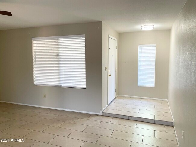 Foto del edificio - 4640 W Ruth Ave