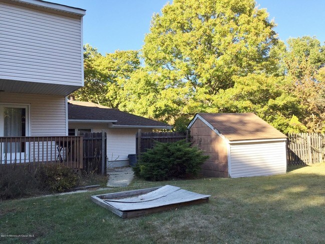 Foto del edificio - 523 Texas Rd