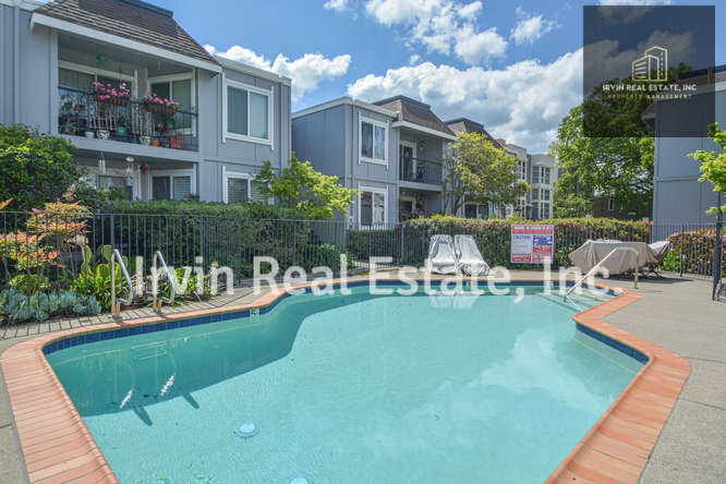 Primary Photo - 1530 Sunnyvale Ave