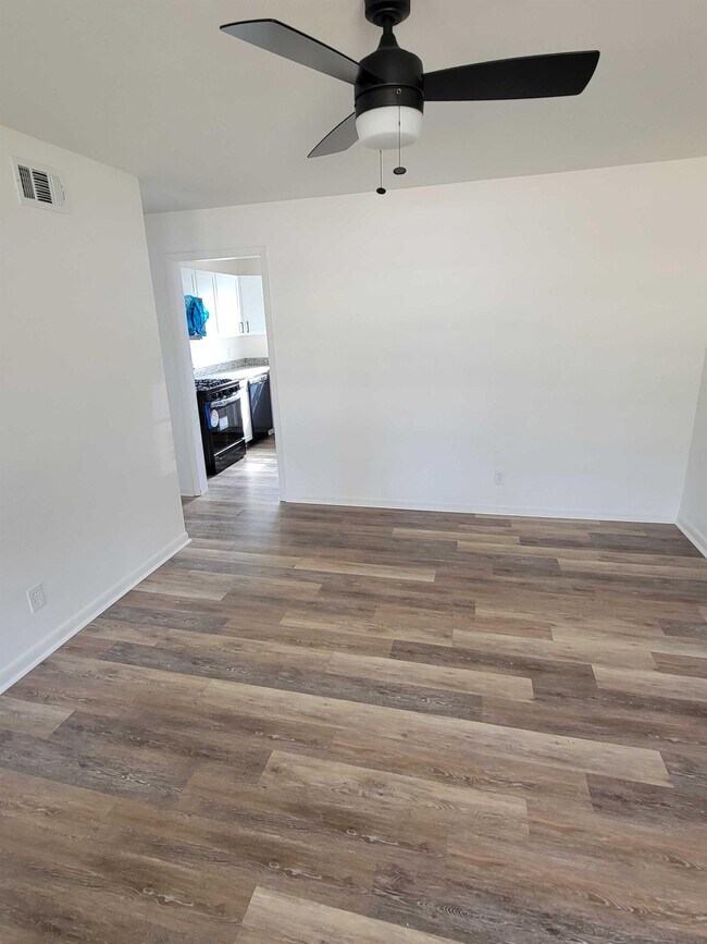 Foto del edificio - 1 Oakview Dr