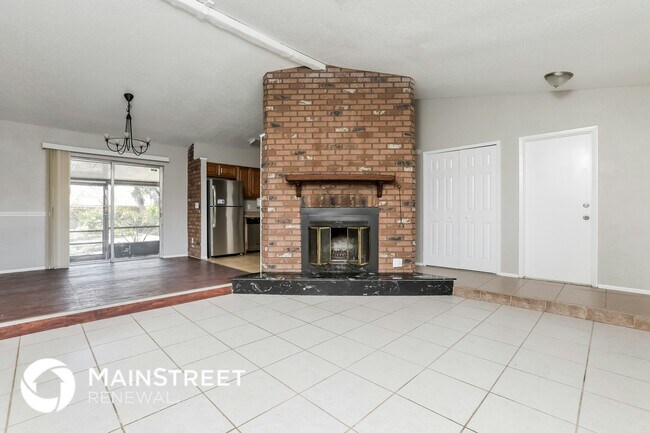 Foto del edificio - 1381 Puritan St