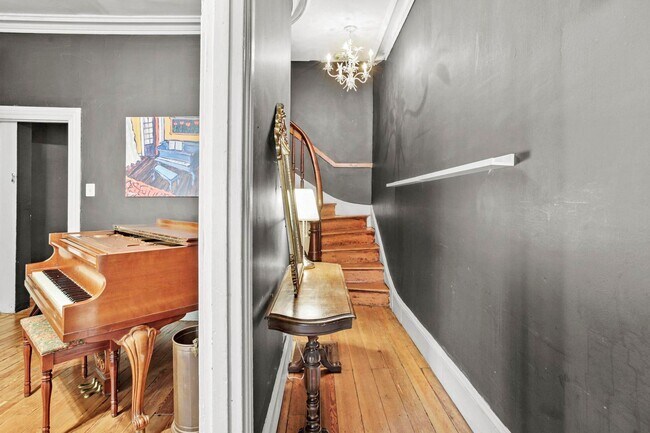Foto del edificio - 4 br, 2 bath House - 116 S. GILMOR STREET
