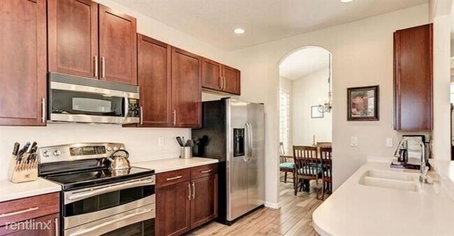Foto del edificio - 3 br, 2 bath House - 7106 50th Ave Cir E UNIT