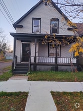 Building Photo - 1211 N 13th St