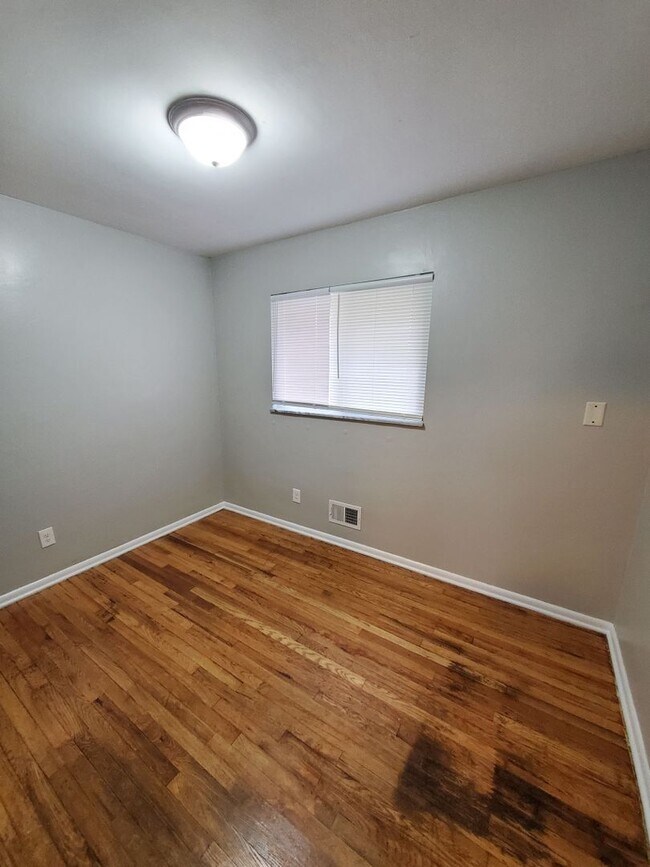 Foto del edificio - 3 BEDROOM SINGLE FAMILY HOME