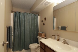 The Perch on Lake Apartments photo'