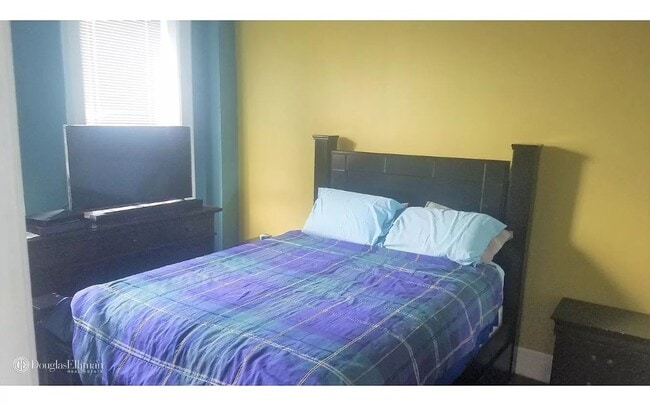 Building Photo - 409 Edgecombe Ave