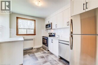 Building Photo - 5 Heiman St