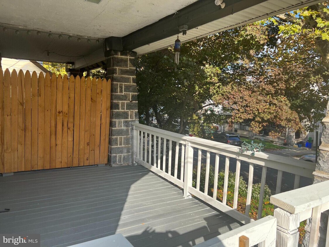 Primary Photo - 100 Harvin Rd