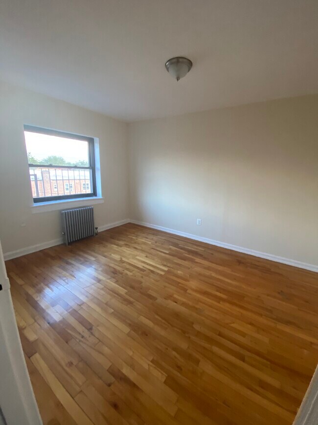 Foto del edificio - 283 Bay 17th St