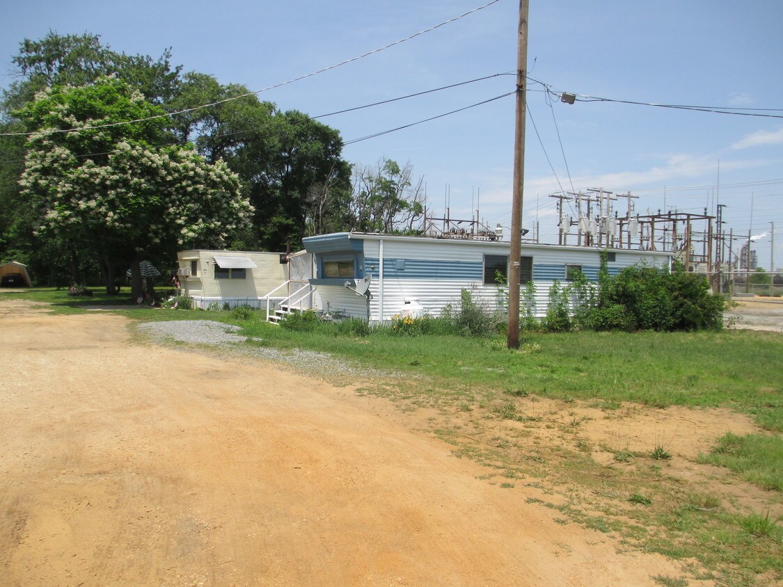 Primary Photo - 917 Billingsport Rd