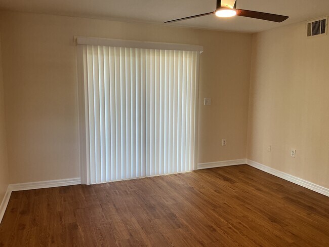 Foto del edificio - 179 Ulster Ln