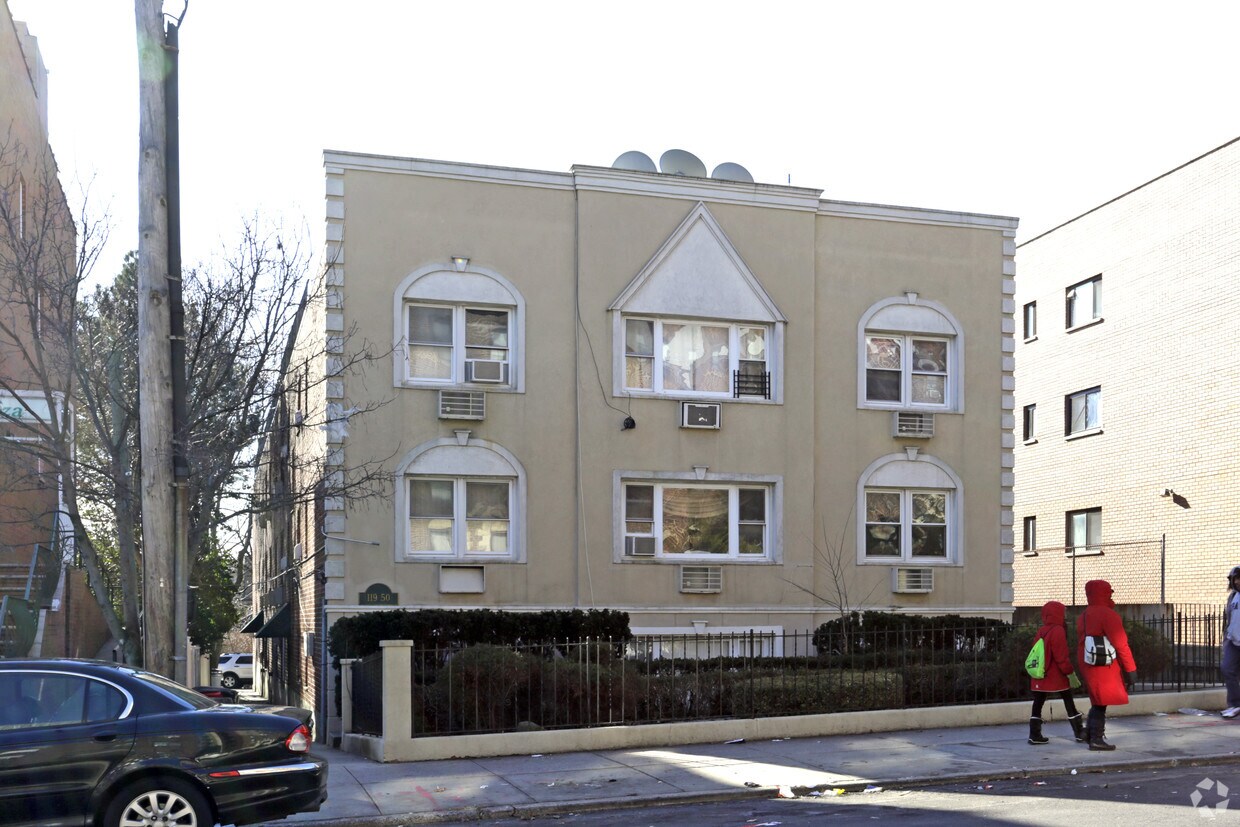 Building Photo - 119-50 Metropolitan Ave