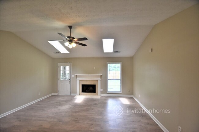 Building Photo - 760 Avalon Forest Dr