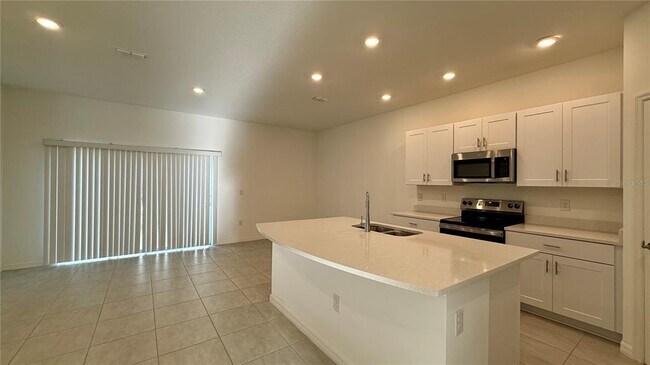 Foto del edificio - 3006 Canary Ave