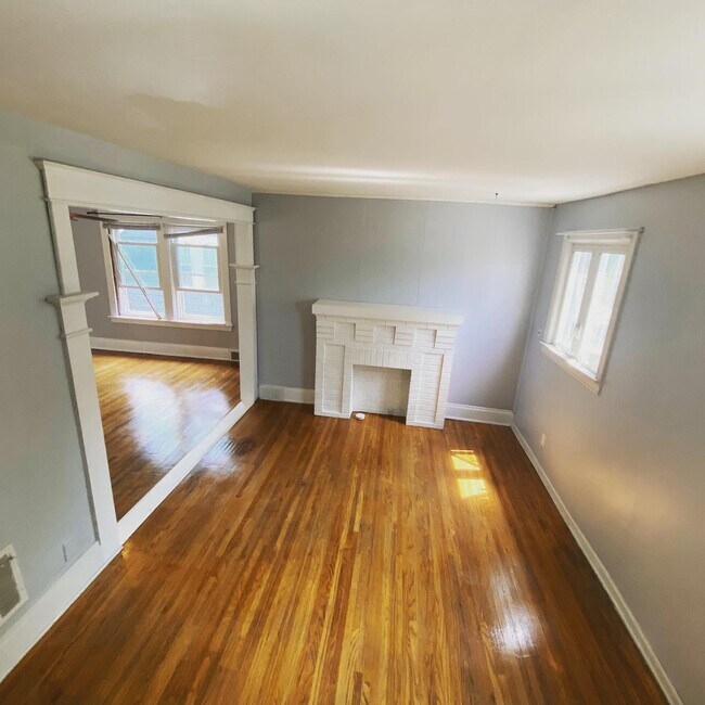 Living room - 26 Zimmerman Blvd