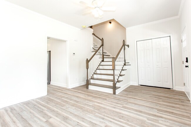 Foto del edificio - 180 Trail Creek St