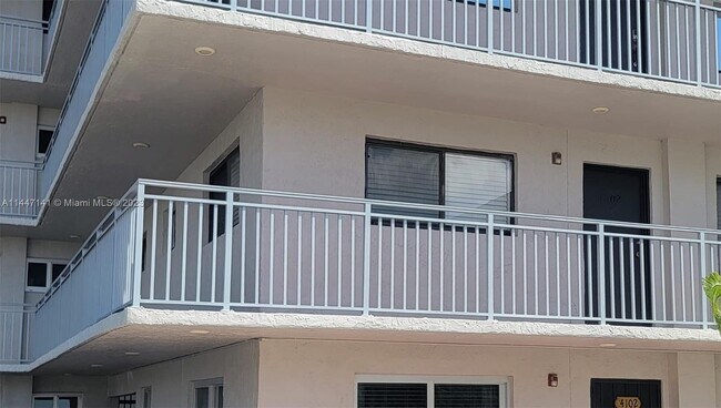Building Photo - 9917 W Okeechobee Rd
