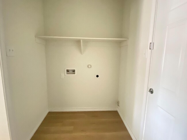 Foto del edificio - 1531 W Kilpatrick Ave
